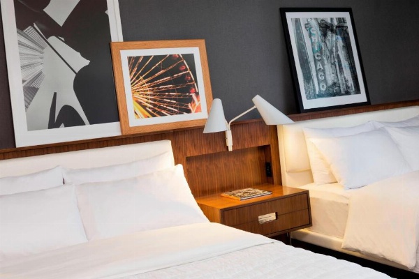 Le Meridien Chicago - Oakbrook Center image 12