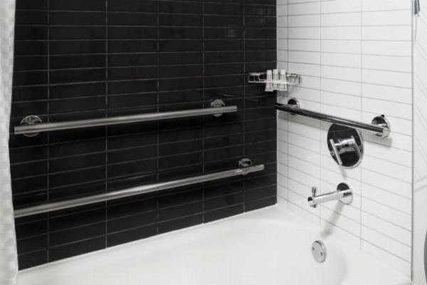 Le Meridien Chicago - Oakbrook Center image 17